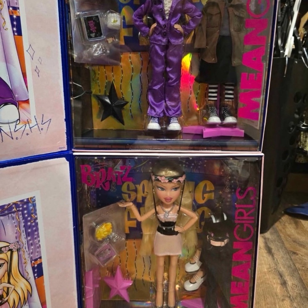 Bratz Mean Girls Dolls Set